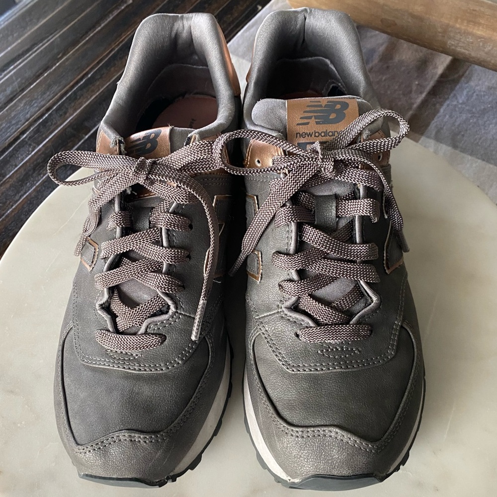New Balance 574 - Picture 6 of 11